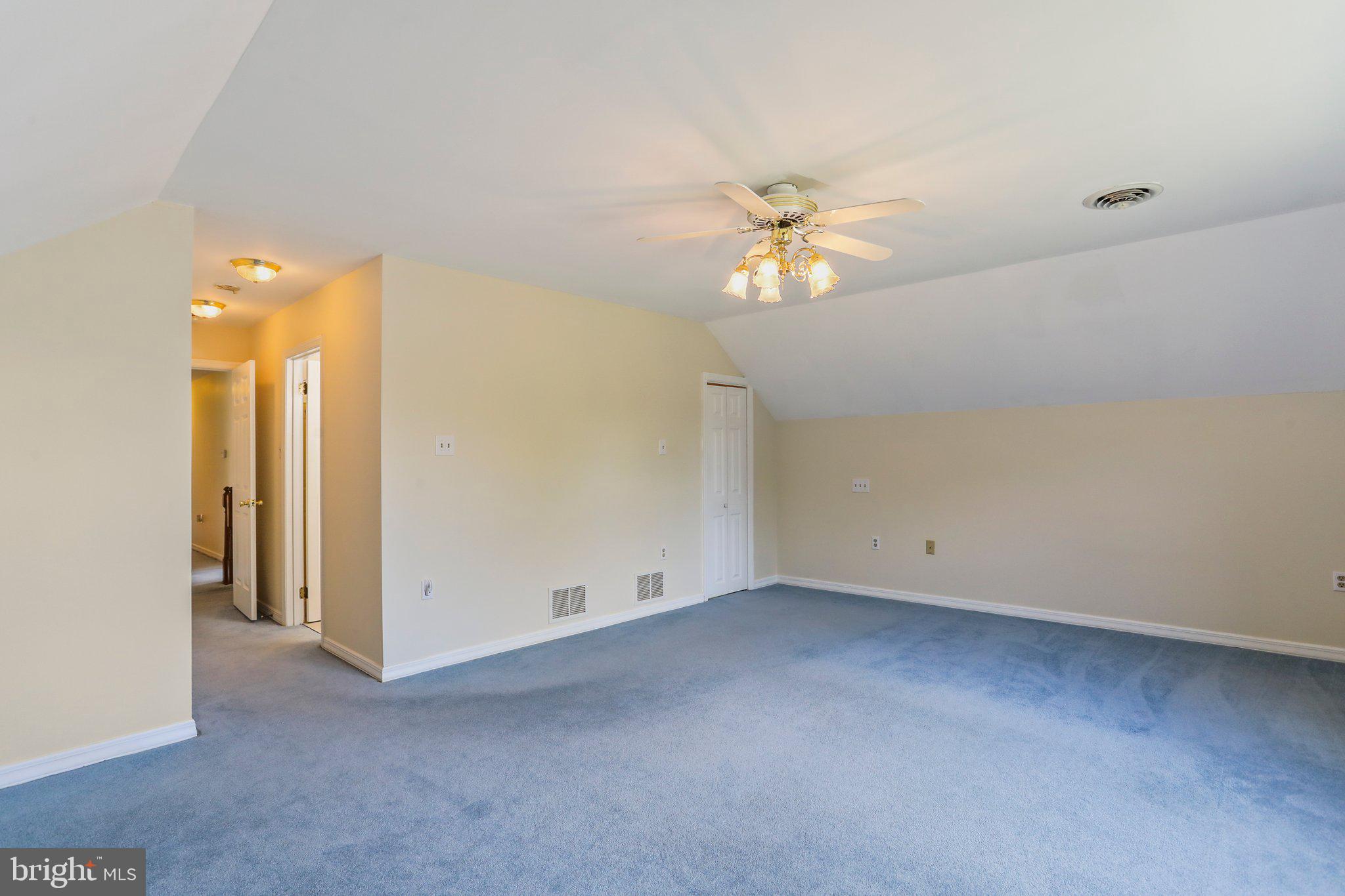 POTOMAC ESTATES - Residential