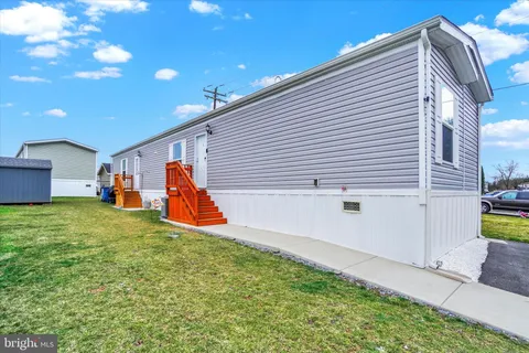 232 Chesapeake Estate, Thomasville, PA MLS: PAYK2078368