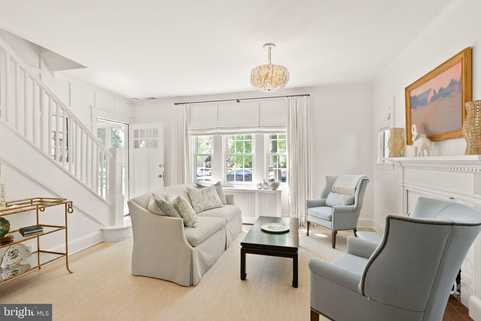 LYON VILLAGE - Residential