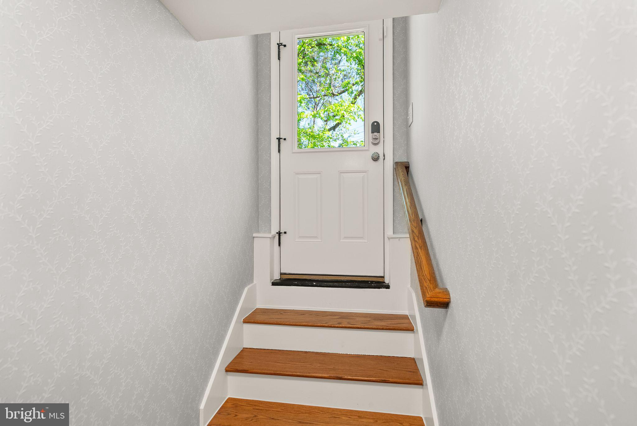 LYON VILLAGE - Residential