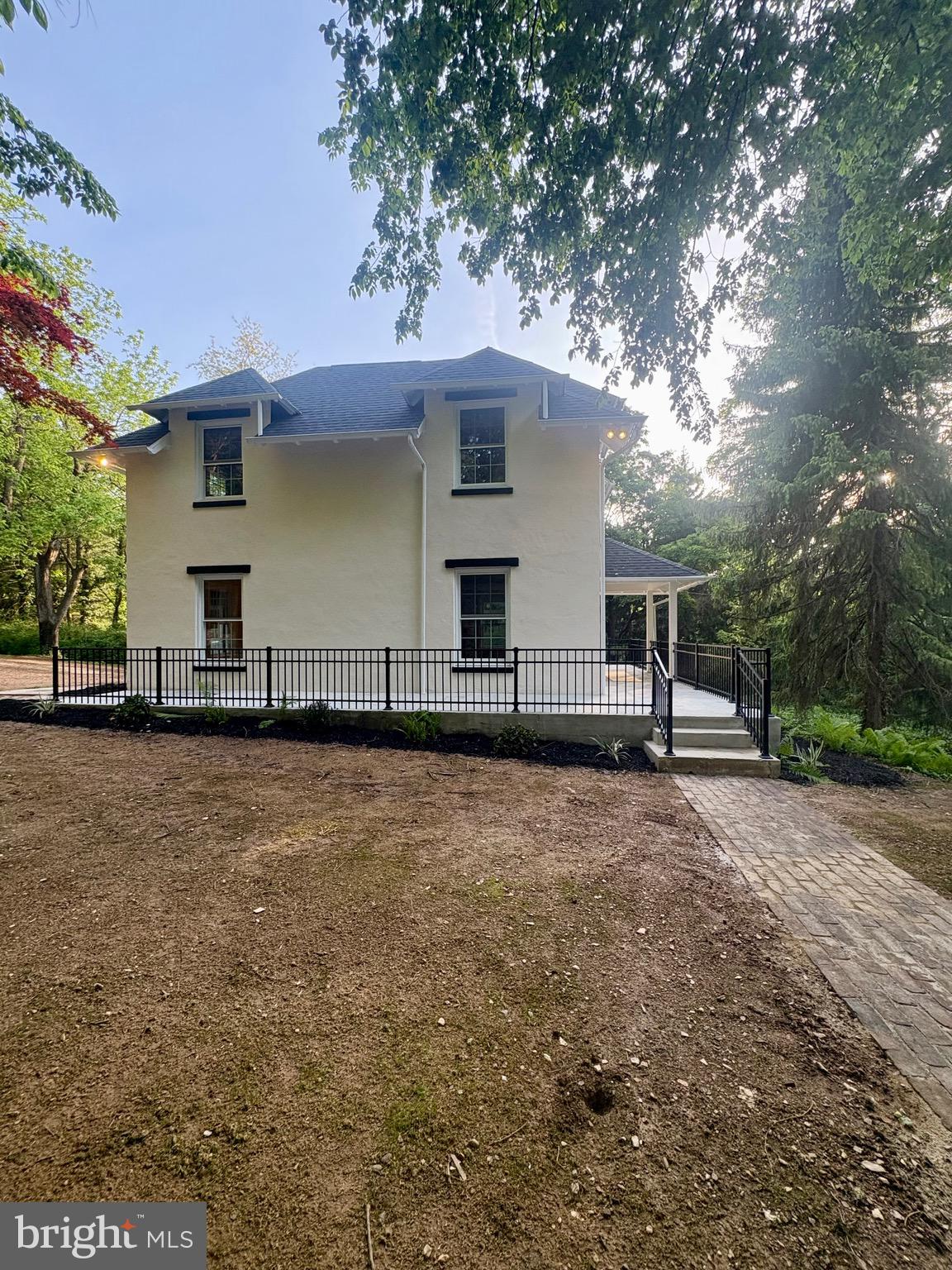 1300 GRANTLEY ROAD
