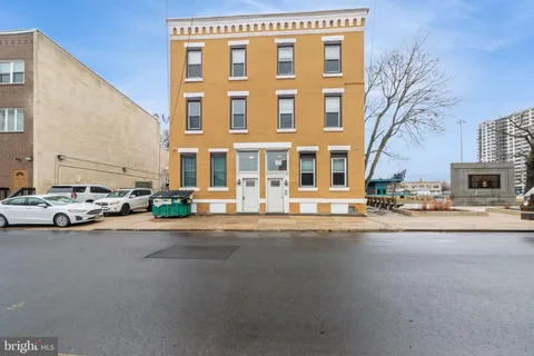MLS: NJCD2086418