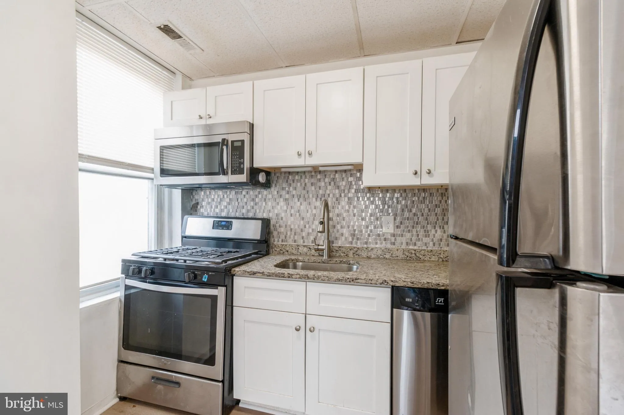 Camden, New Jersey 08102, United States, 2 Bedrooms Bedrooms, ,1 BathroomBathrooms,Residential,Active,3572