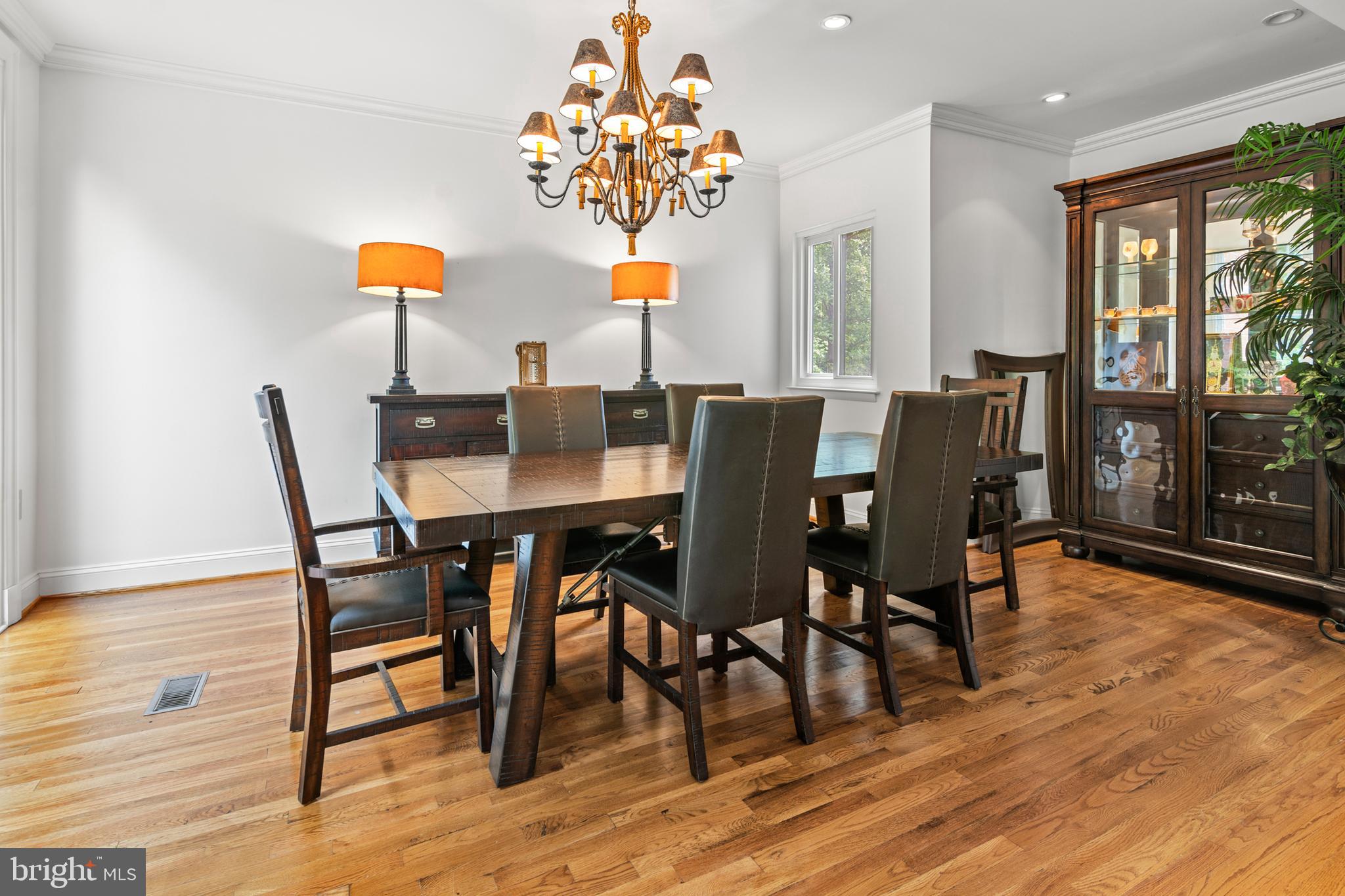 RUXTON CROSSING TOWNHSE - Residential