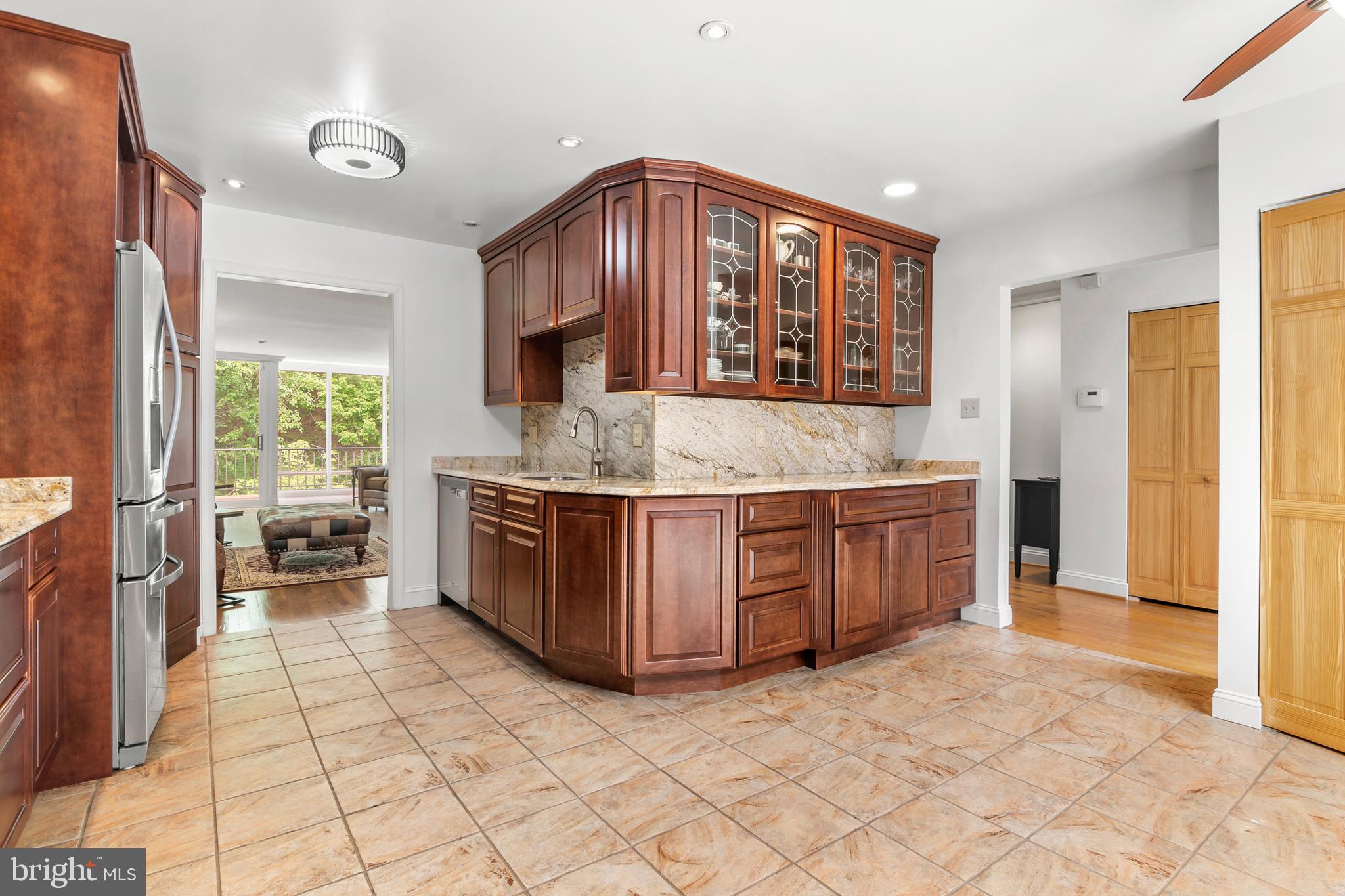 RUXTON CROSSING TOWNHSE - Residential