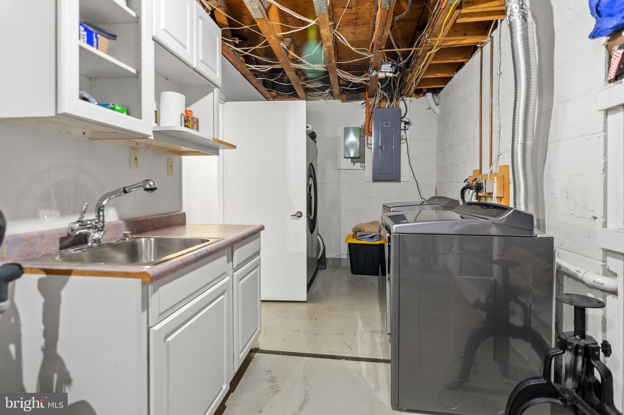 RUXTON CROSSING TOWNHSE - Residential