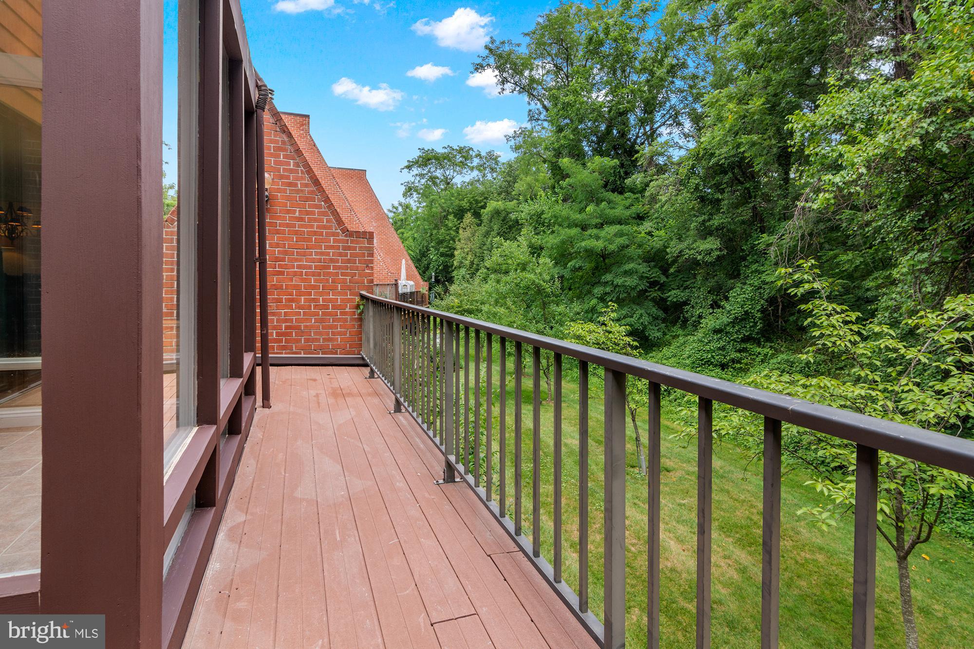 RUXTON CROSSING TOWNHSE - Residential