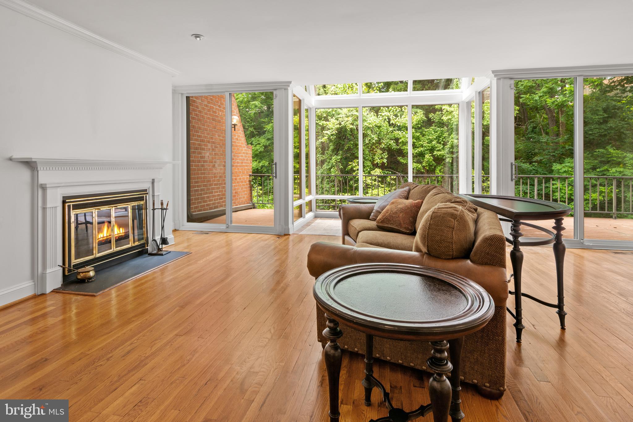 RUXTON CROSSING TOWNHSE - Residential