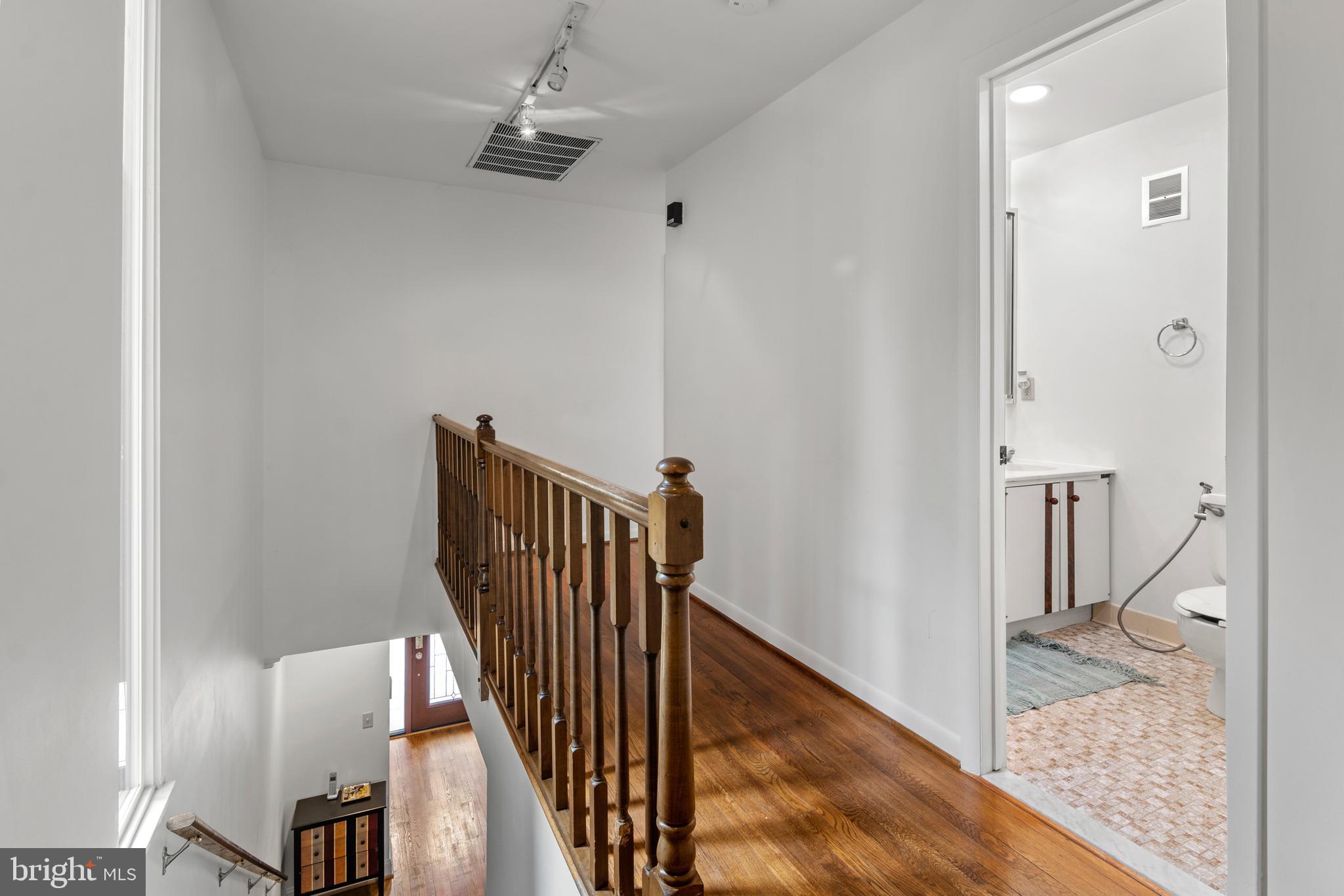 RUXTON CROSSING TOWNHSE - Residential