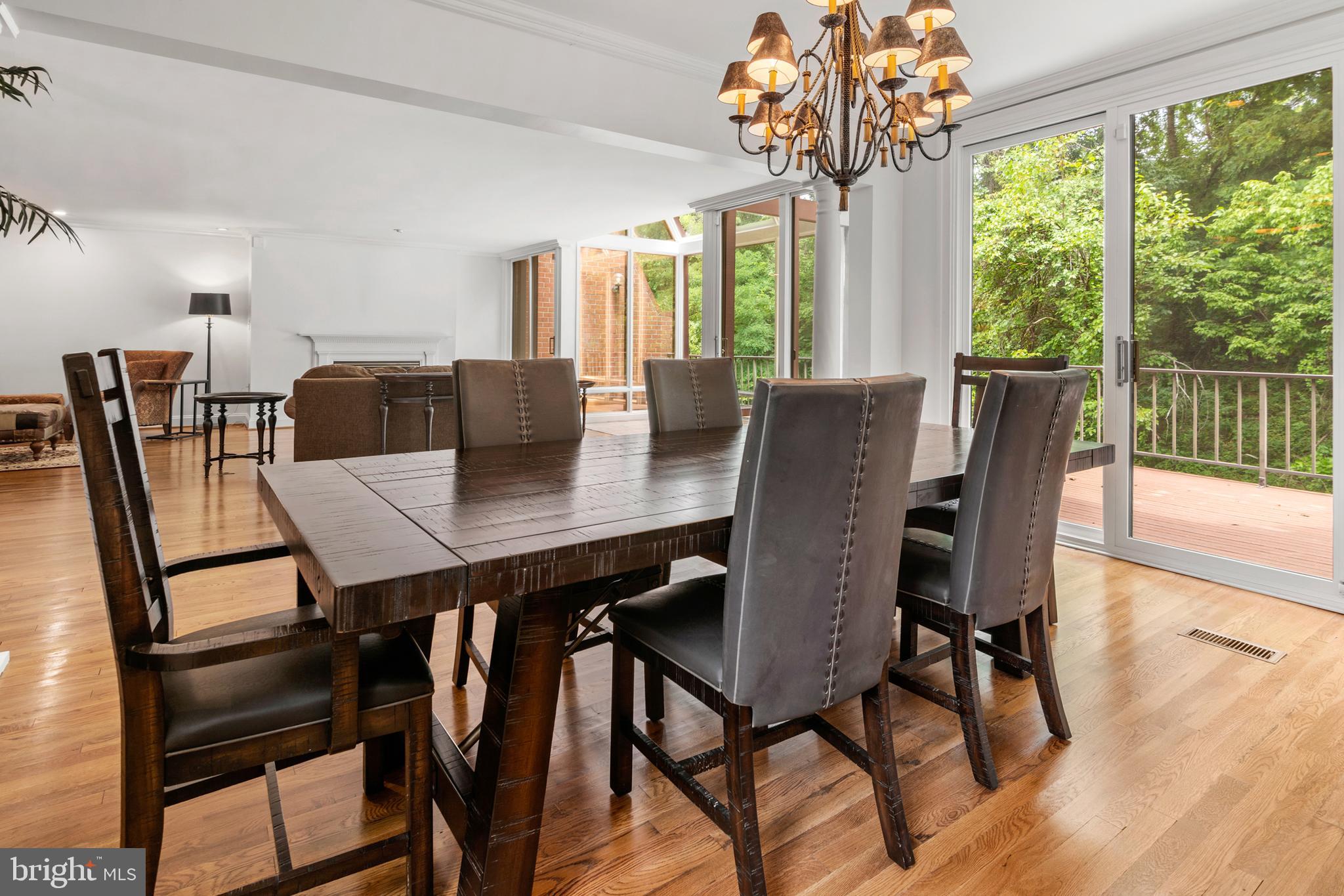 RUXTON CROSSING TOWNHSE - Residential