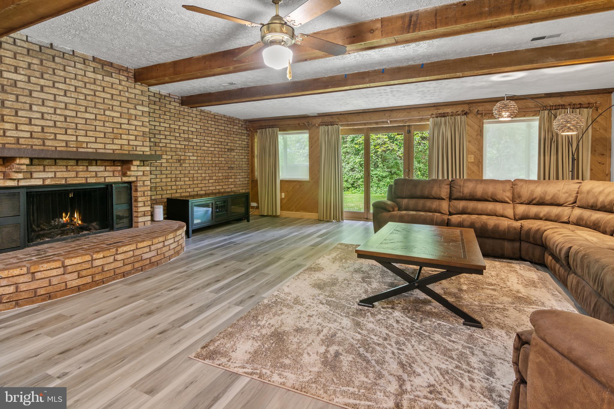 RUXTON CROSSING TOWNHSE - Residential