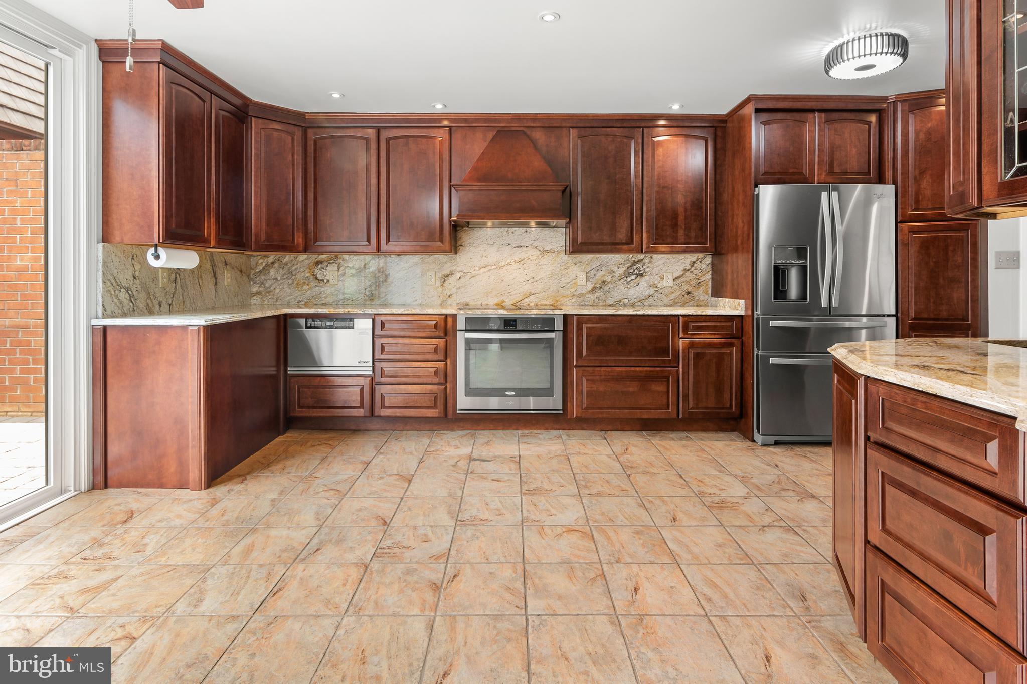 RUXTON CROSSING TOWNHSE - Residential