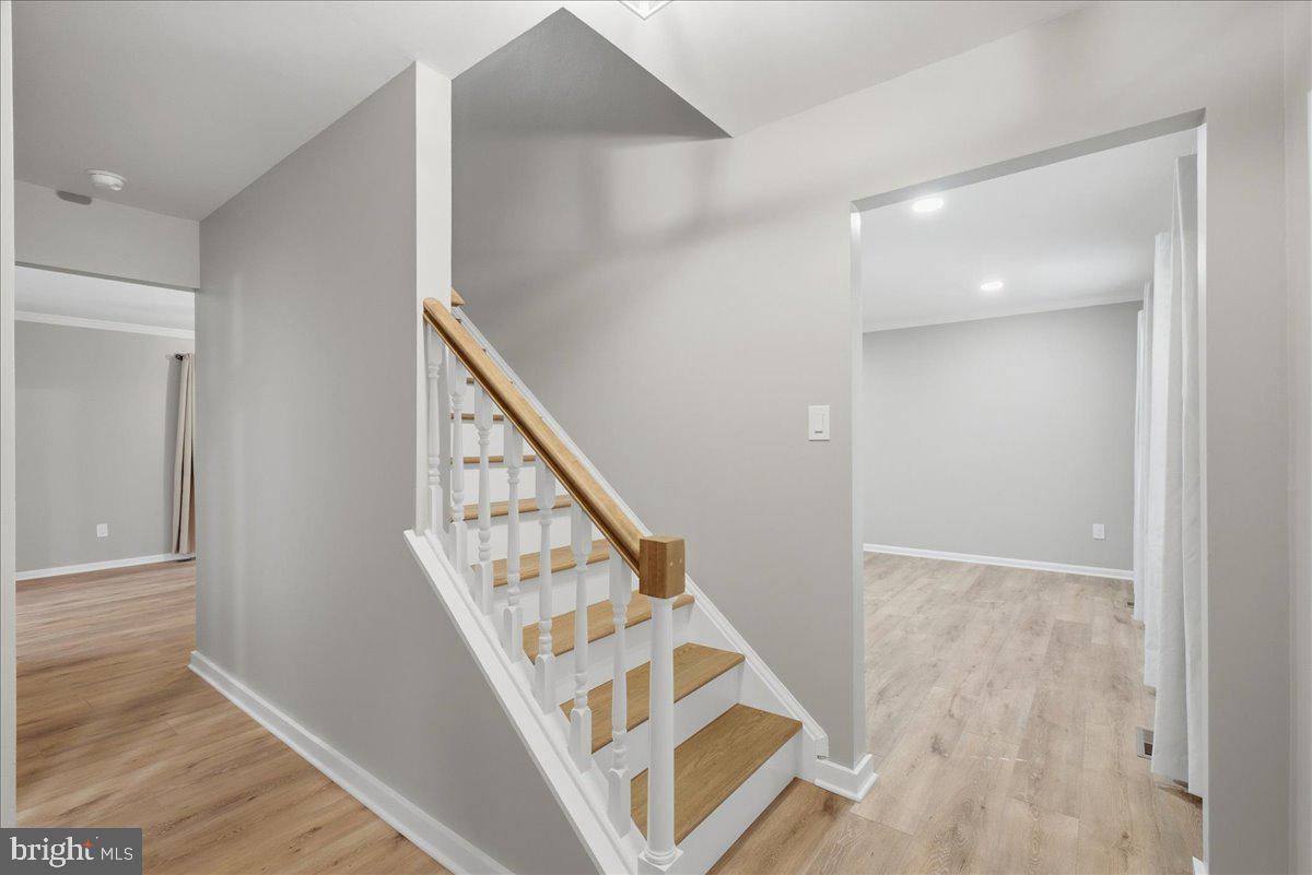 4706 PINECREST COURT