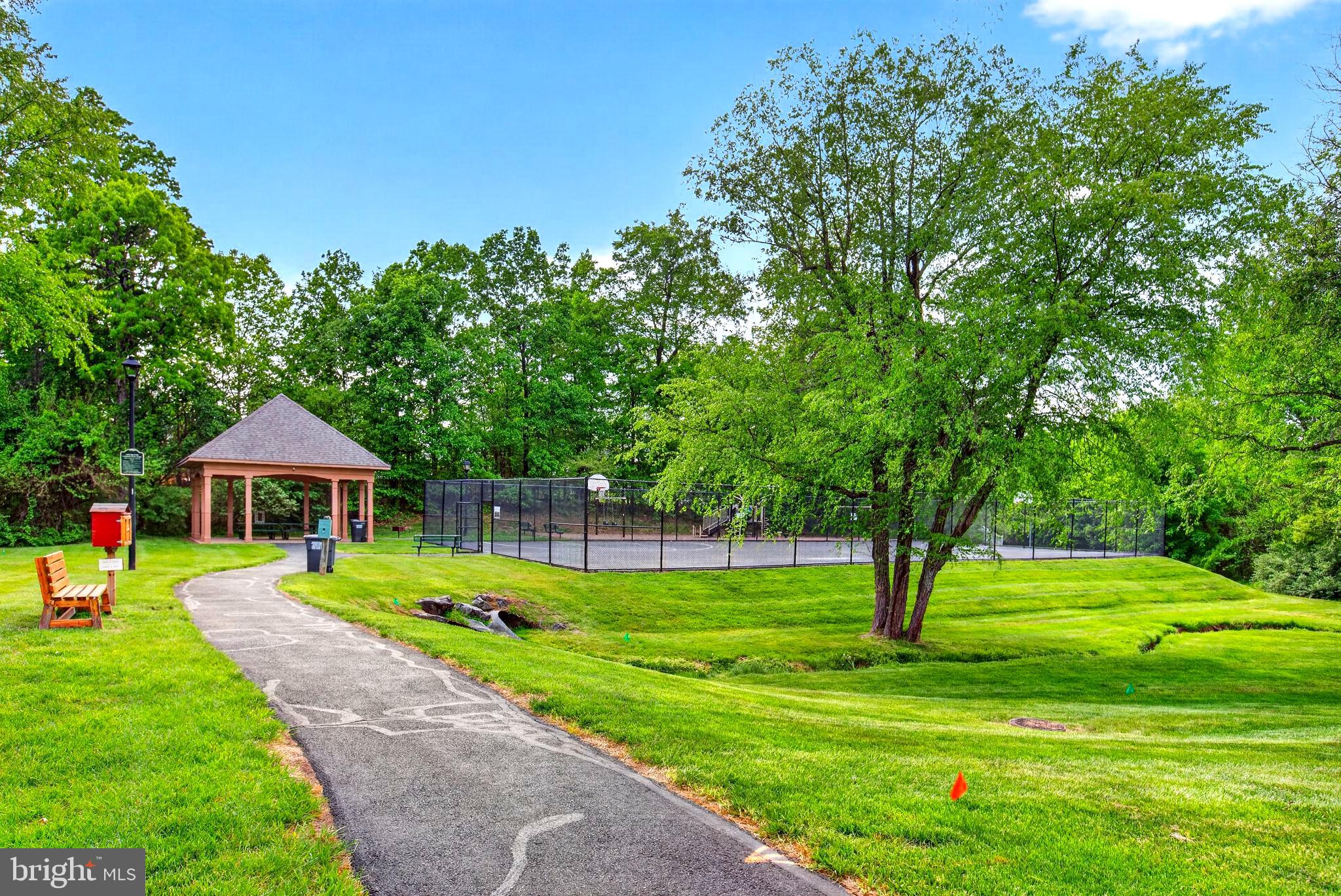 ARROWOOD - Residential