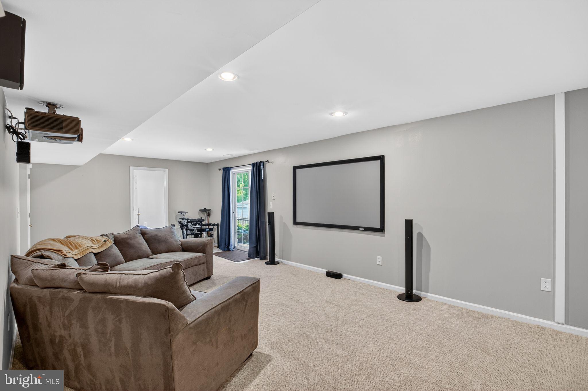 ARROWOOD - Residential