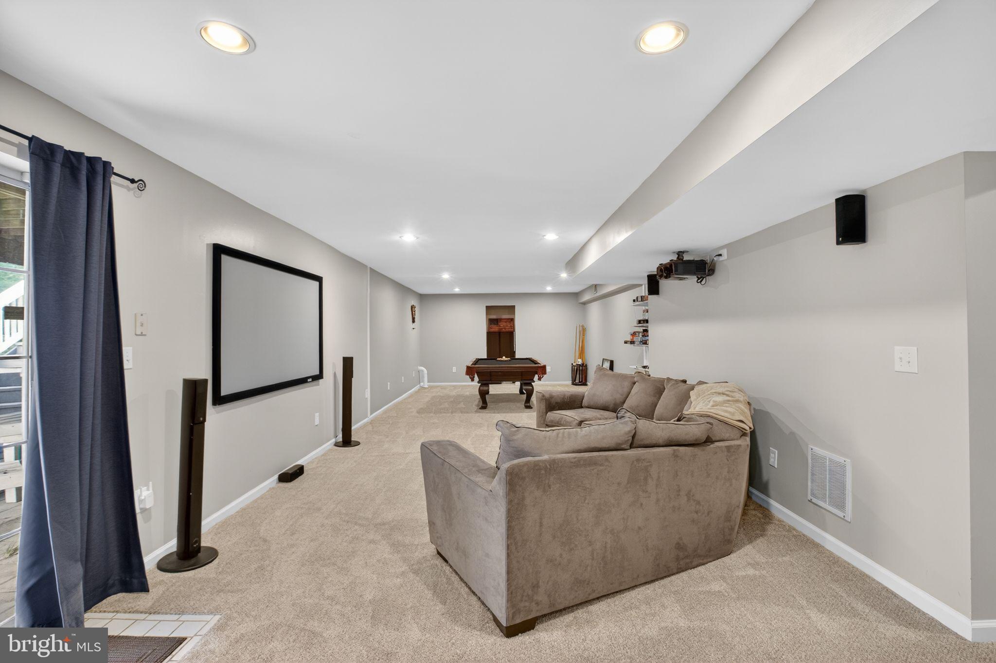 ARROWOOD - Residential