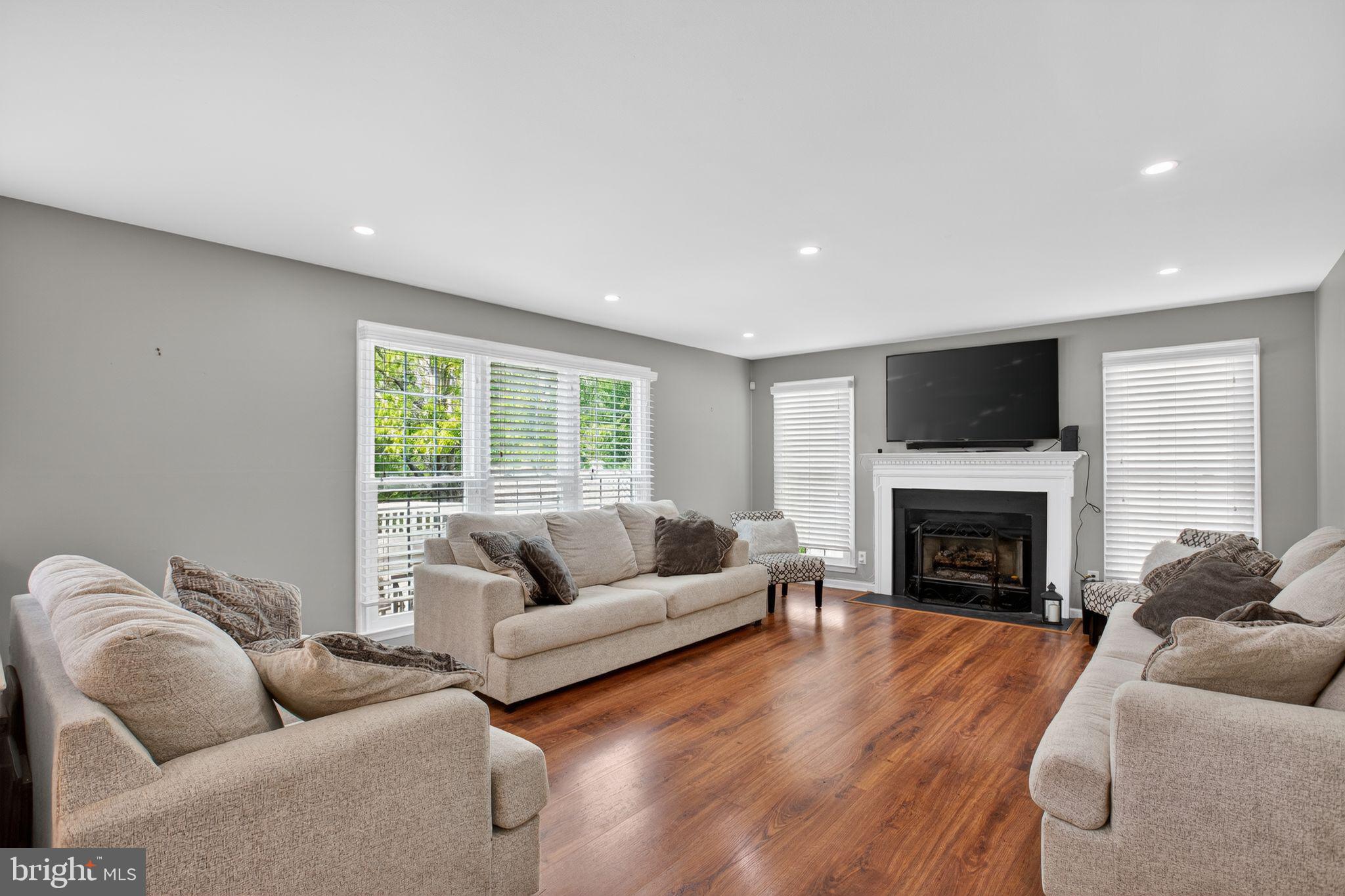 ARROWOOD - Residential