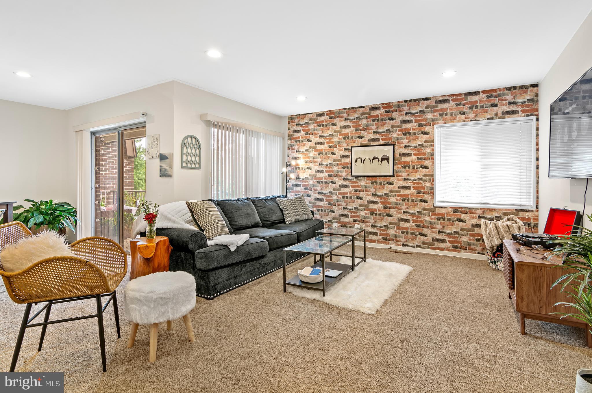 STEVENSON VILLAGE CONDO - Residential