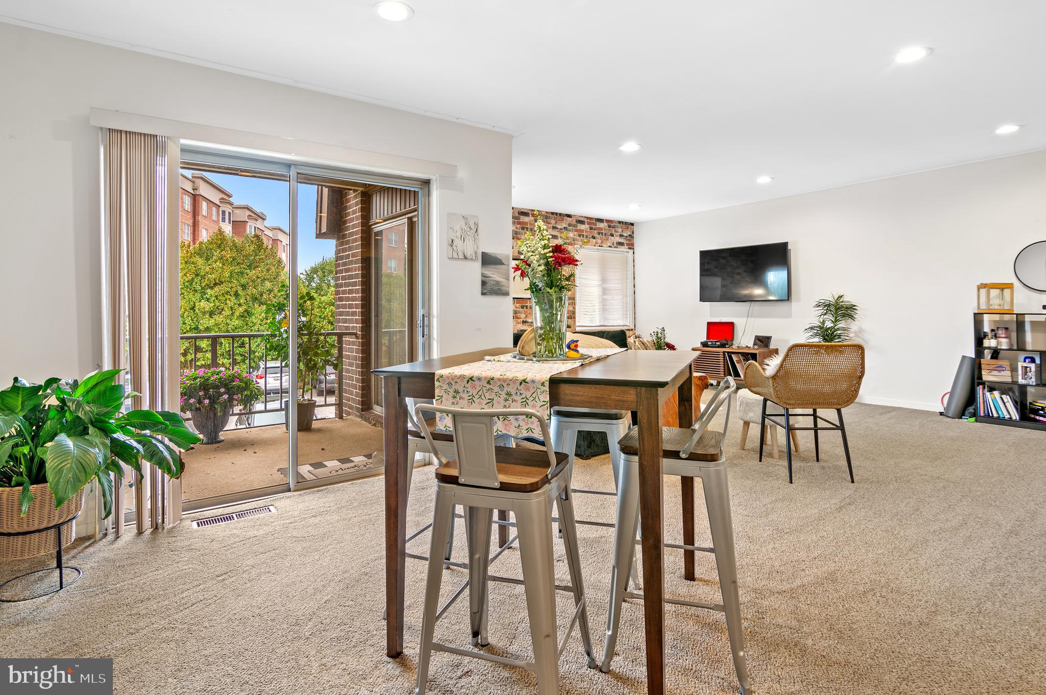 STEVENSON VILLAGE CONDO - Residential