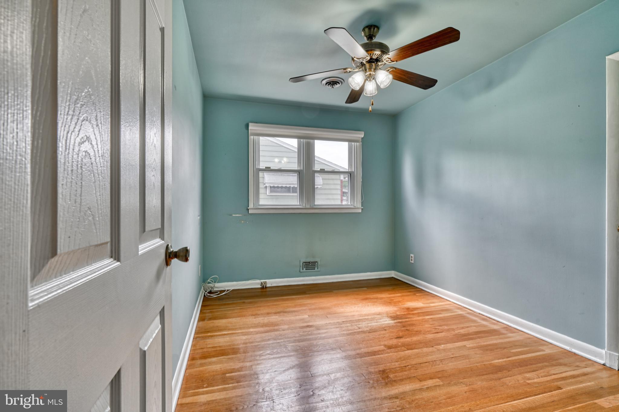 HARWOOD MANOR - Residential