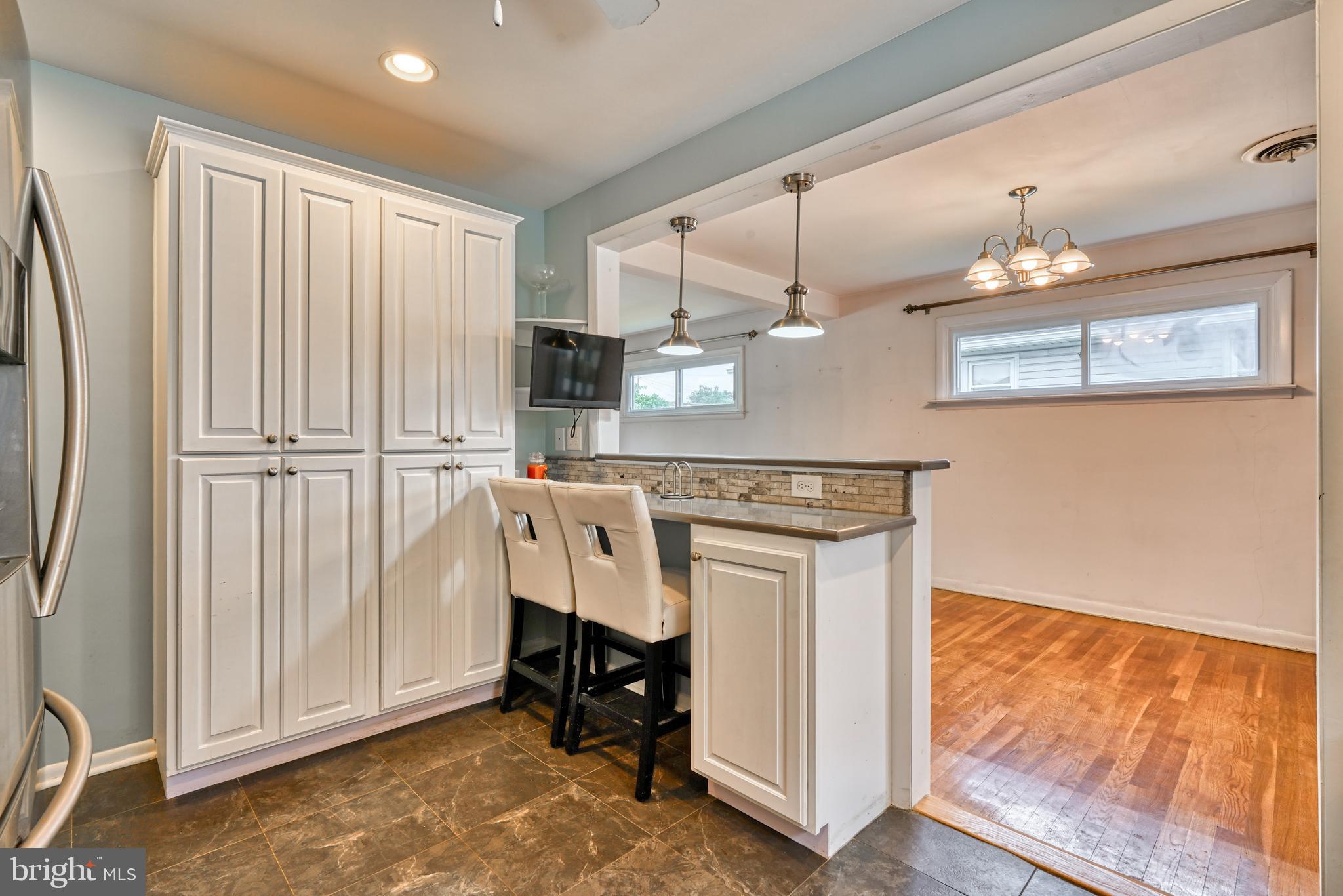 HARWOOD MANOR - Residential