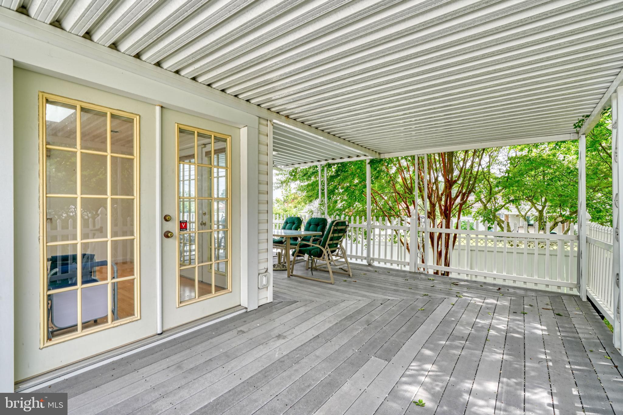 HARWOOD MANOR - Residential