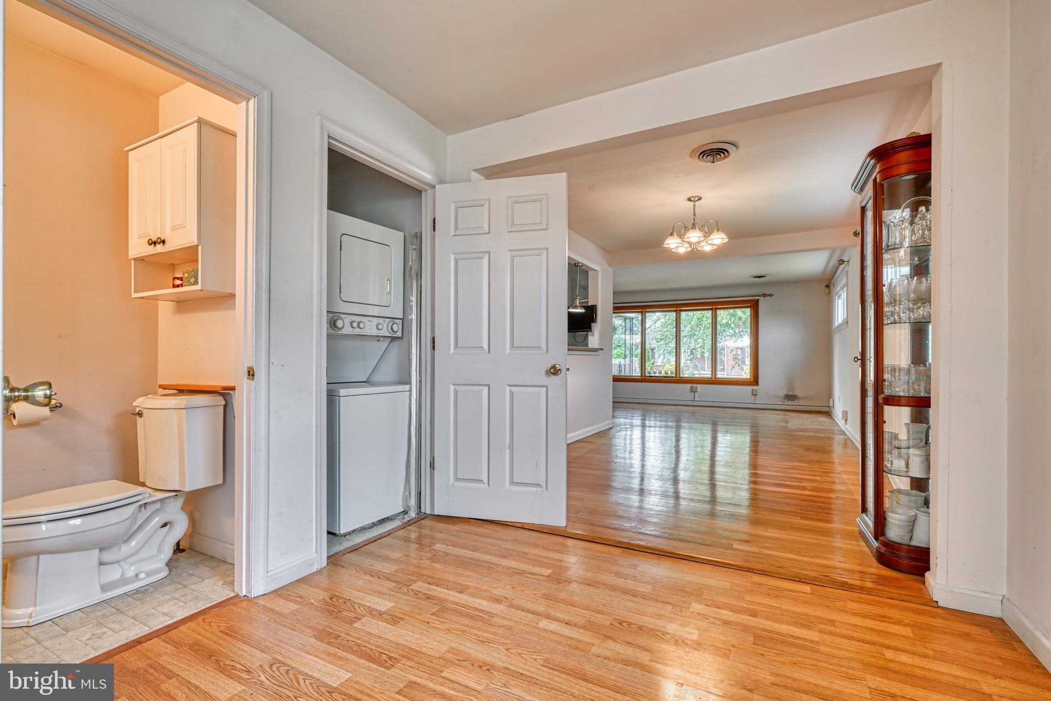 HARWOOD MANOR - Residential