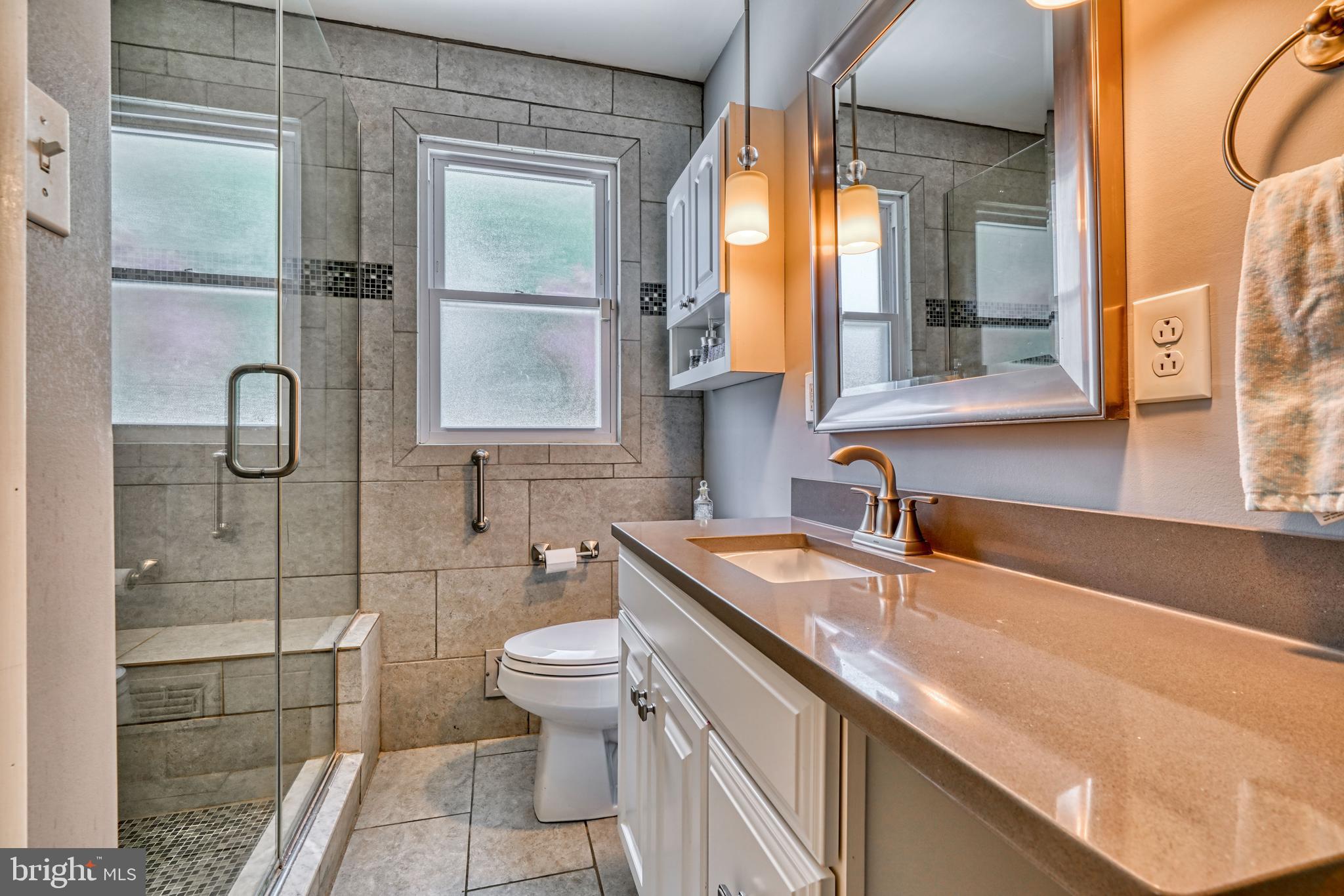 HARWOOD MANOR - Residential