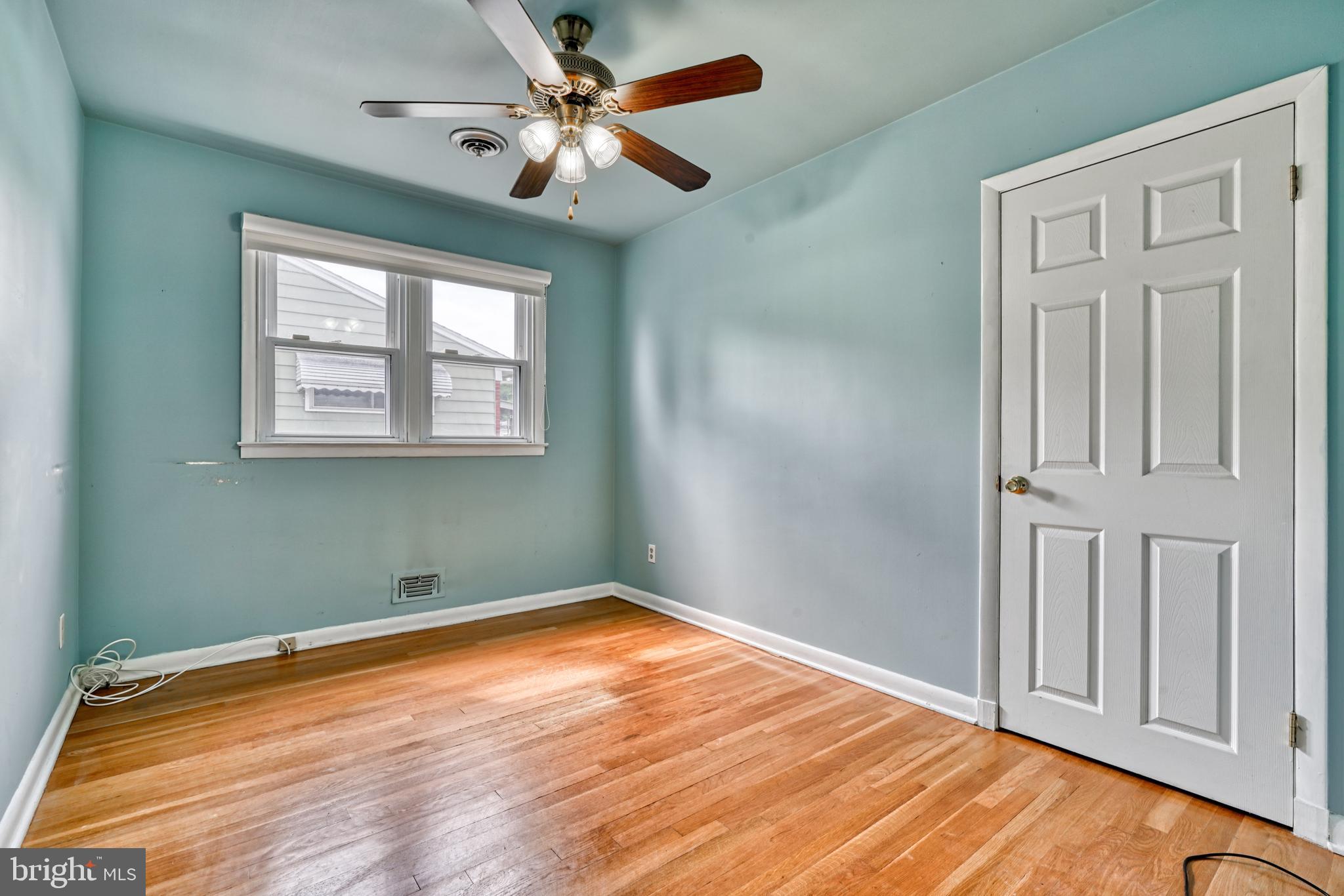 HARWOOD MANOR - Residential