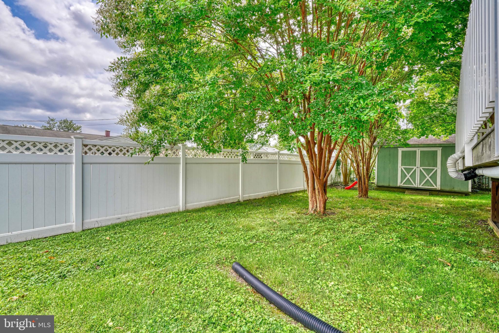 HARWOOD MANOR - Residential