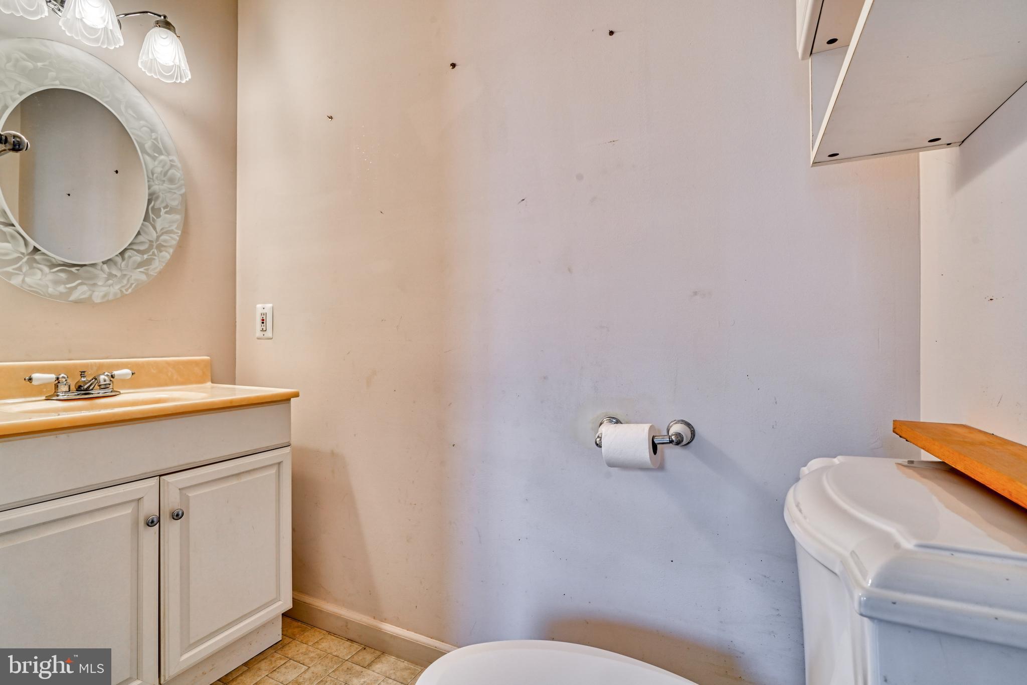 HARWOOD MANOR - Residential