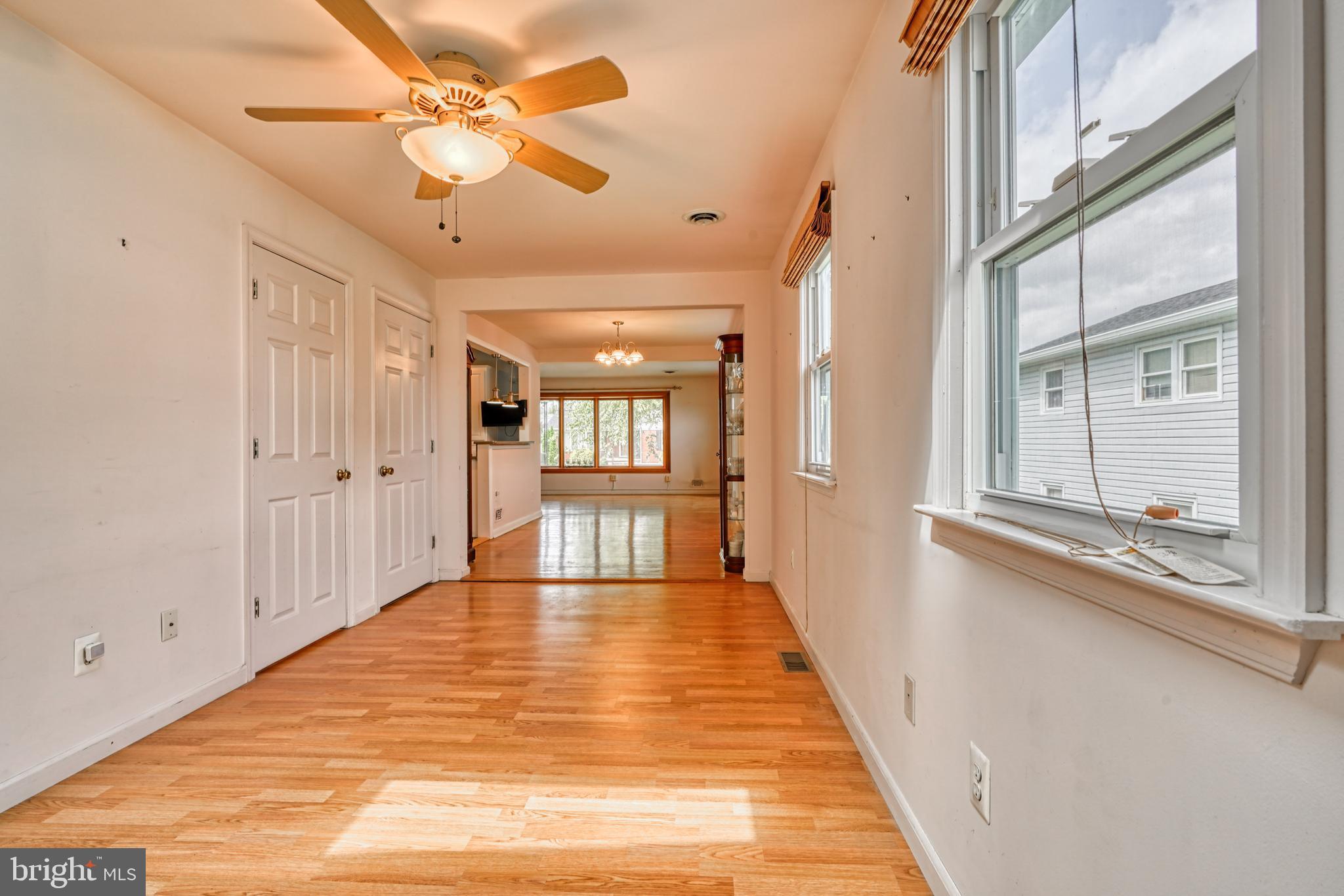 HARWOOD MANOR - Residential