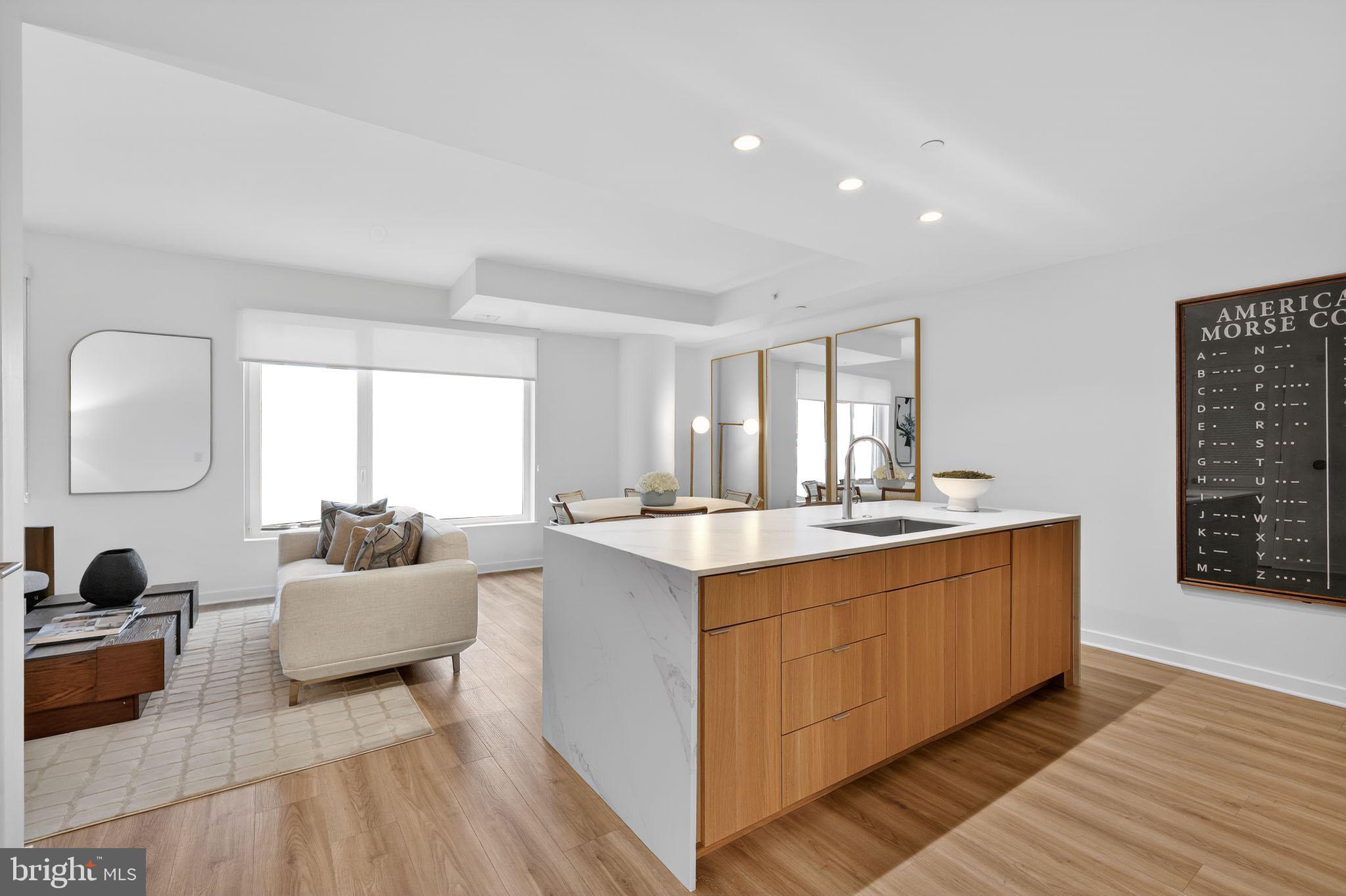 5300 WISCONSIN AVENUE NW TH12/VARIES