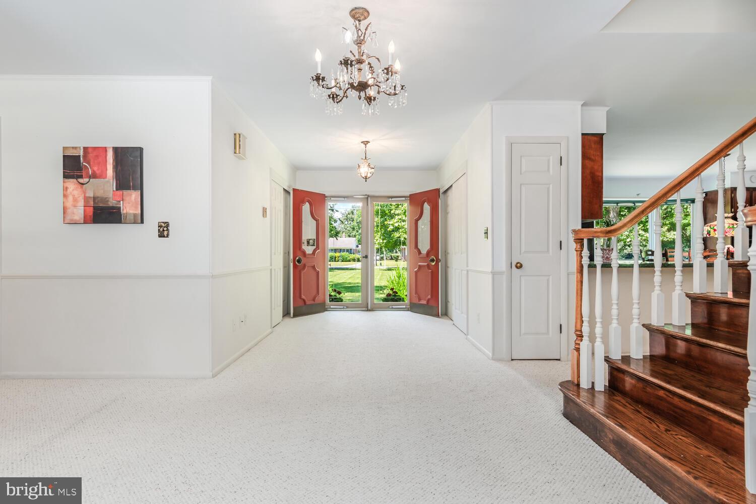 WHITEHALL - Residential