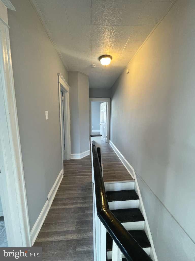 ELMWOOD PARK - Residential