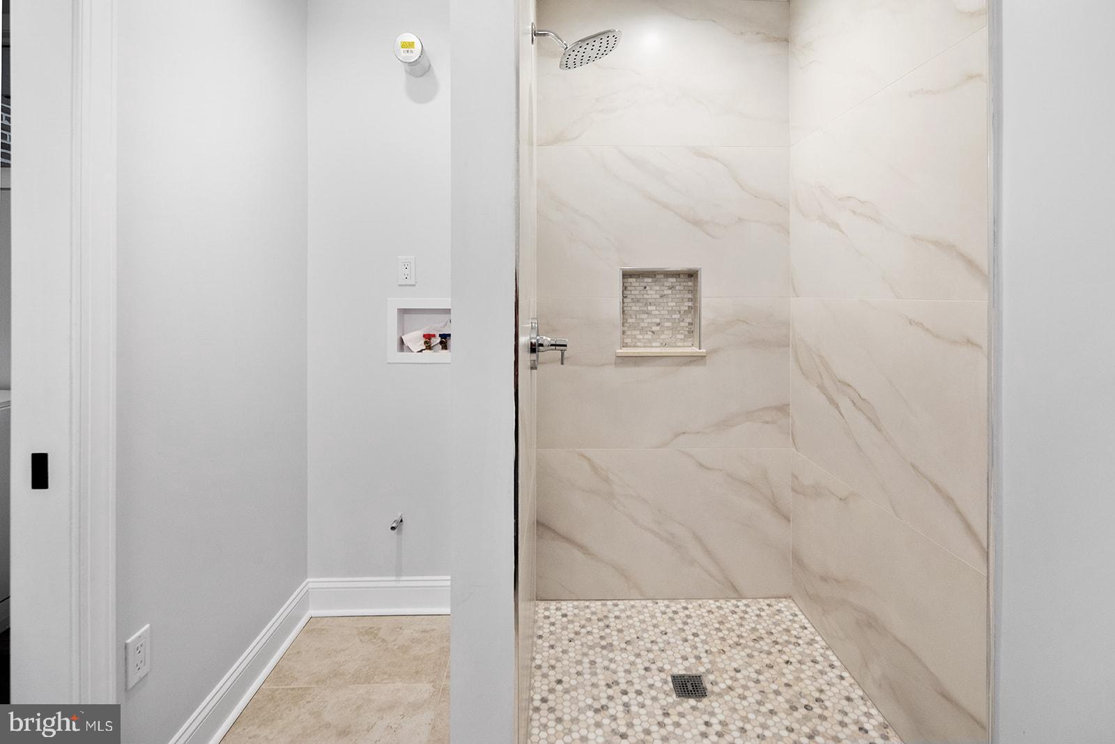 SOCIETY HILL - Residential