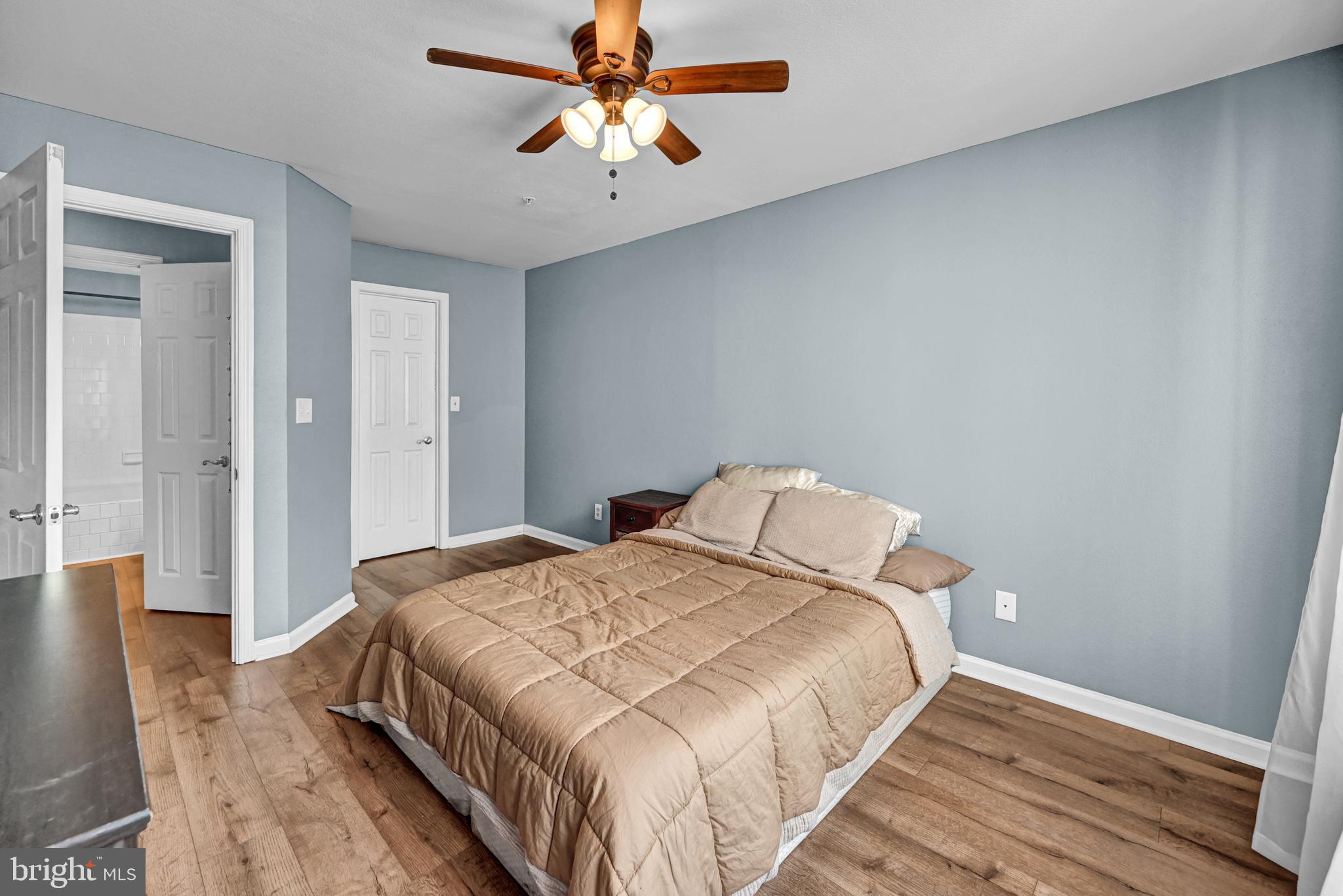 ENGLISH COUNTRY MANOR - Residential