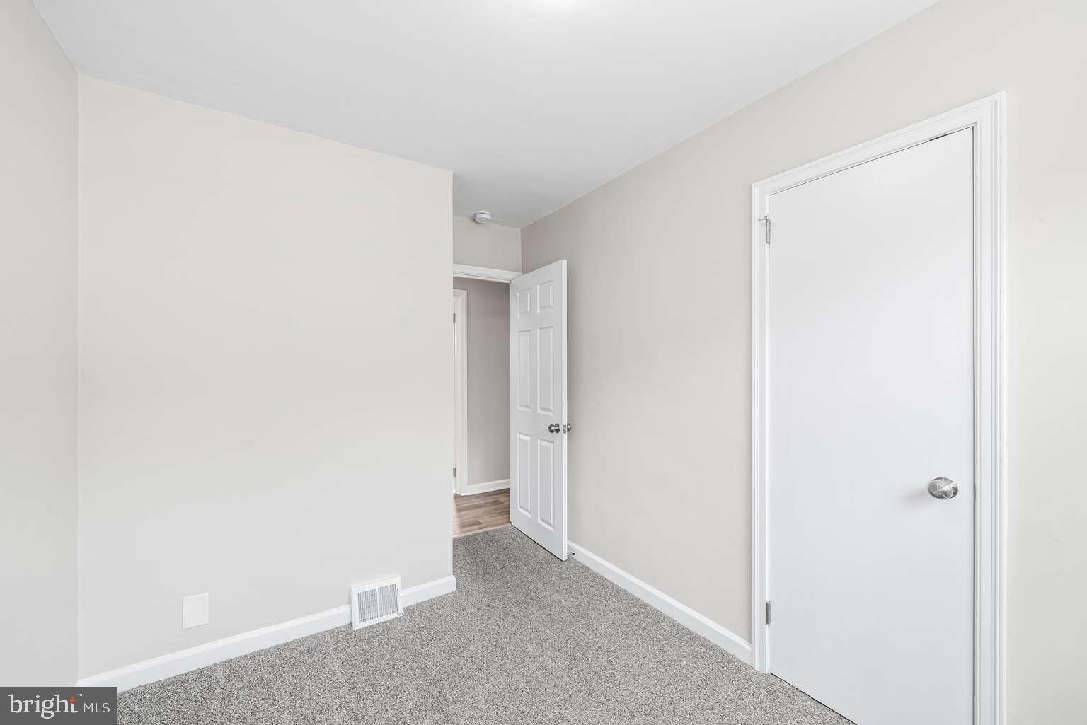 LEXINGTON PARK - Residential