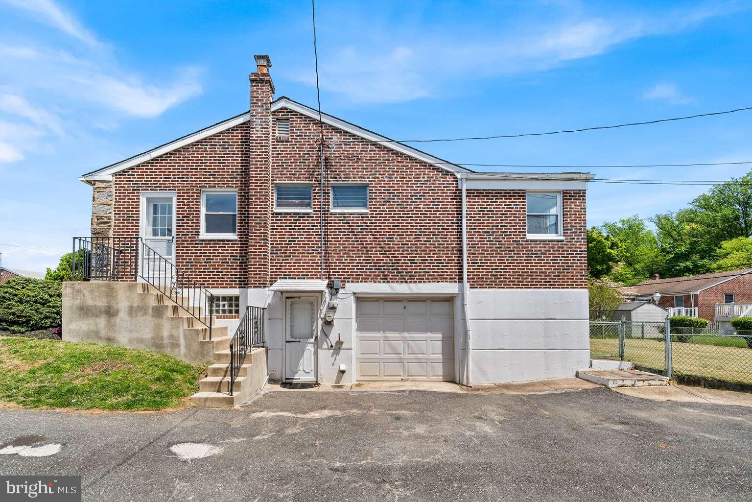 LEXINGTON PARK - Residential