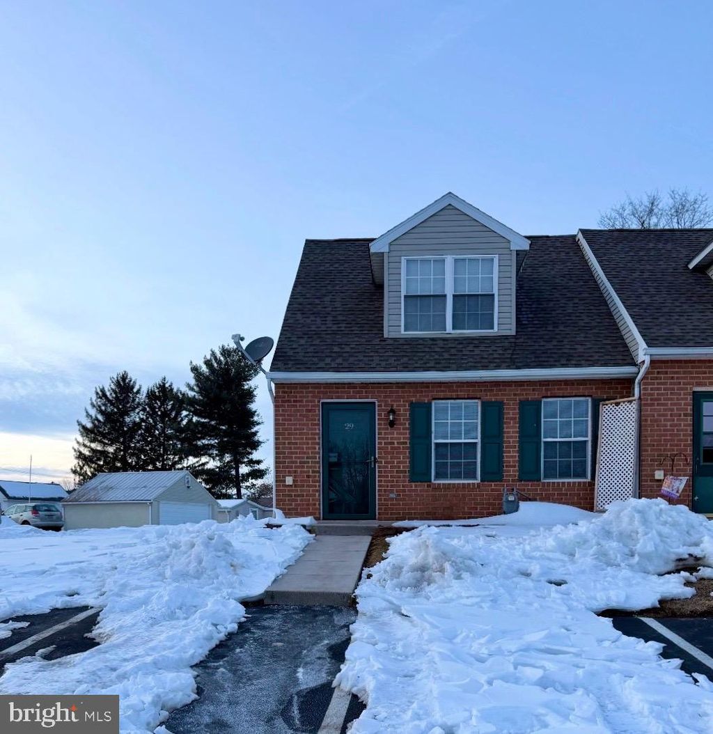 Photo of 29 Oxford Court, NEW OXFORD, PA 17350 (MLS # PAAD2021788)