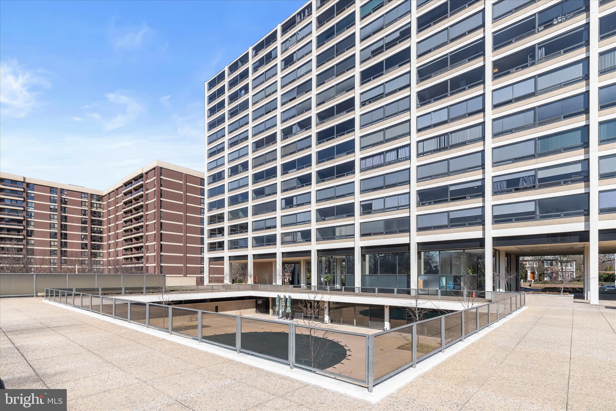 HIGHFIELD HOUSE CONDOMINIUM - Residential