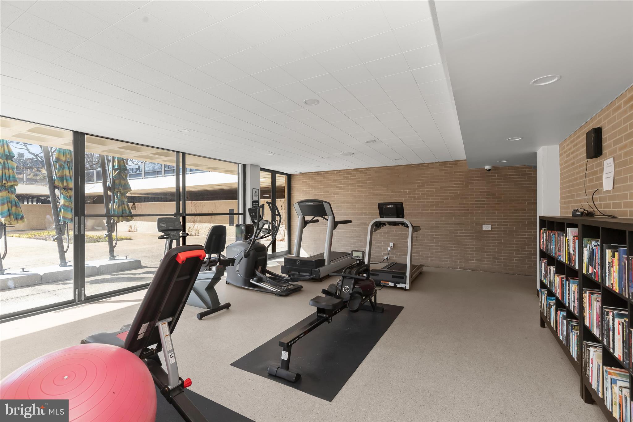 HIGHFIELD HOUSE CONDOMINIUM - Residential