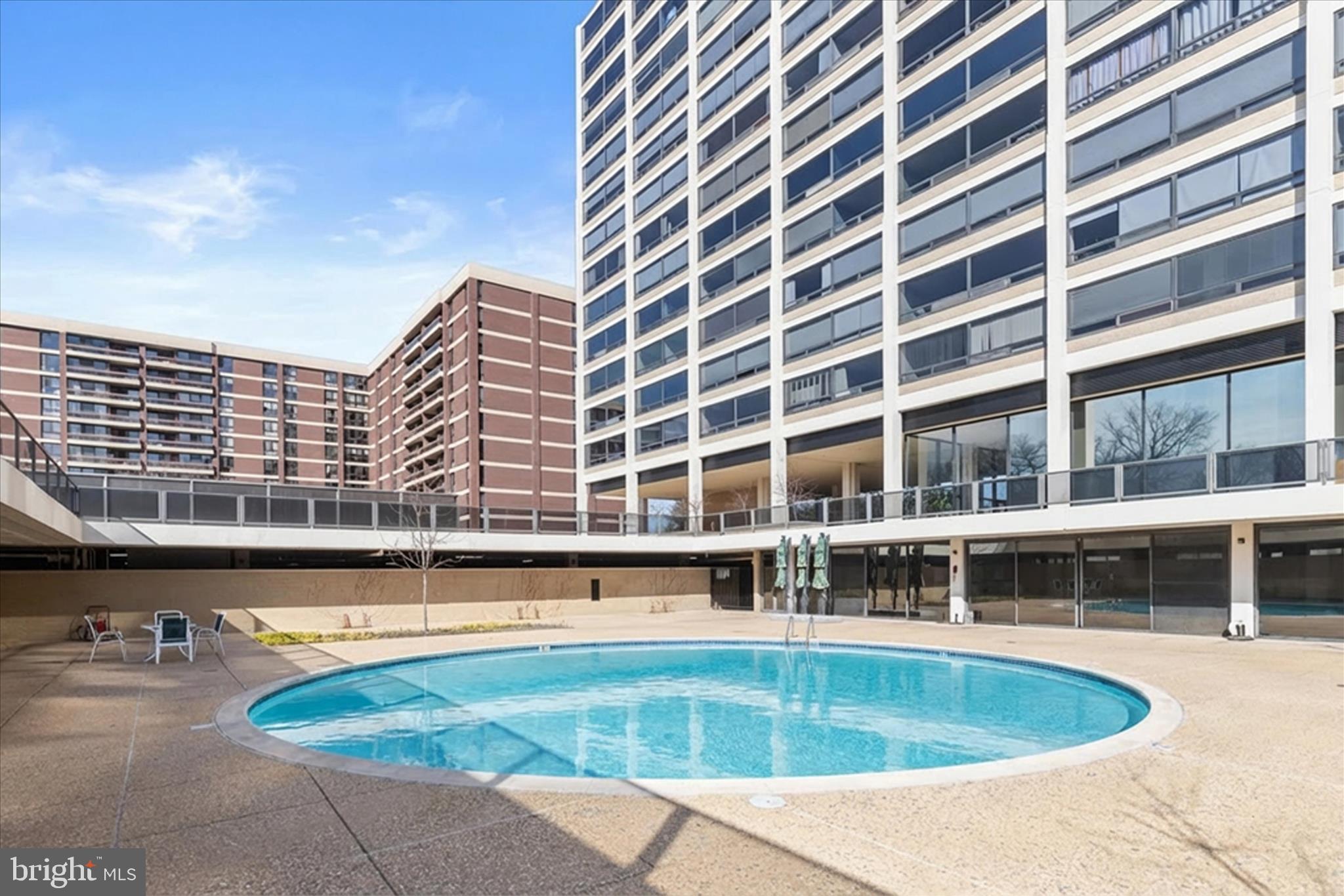 HIGHFIELD HOUSE CONDOMINIUM - Residential