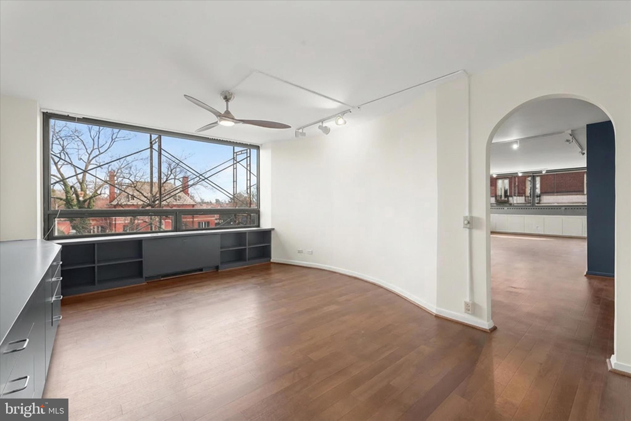 HIGHFIELD HOUSE CONDOMINIUM - Residential