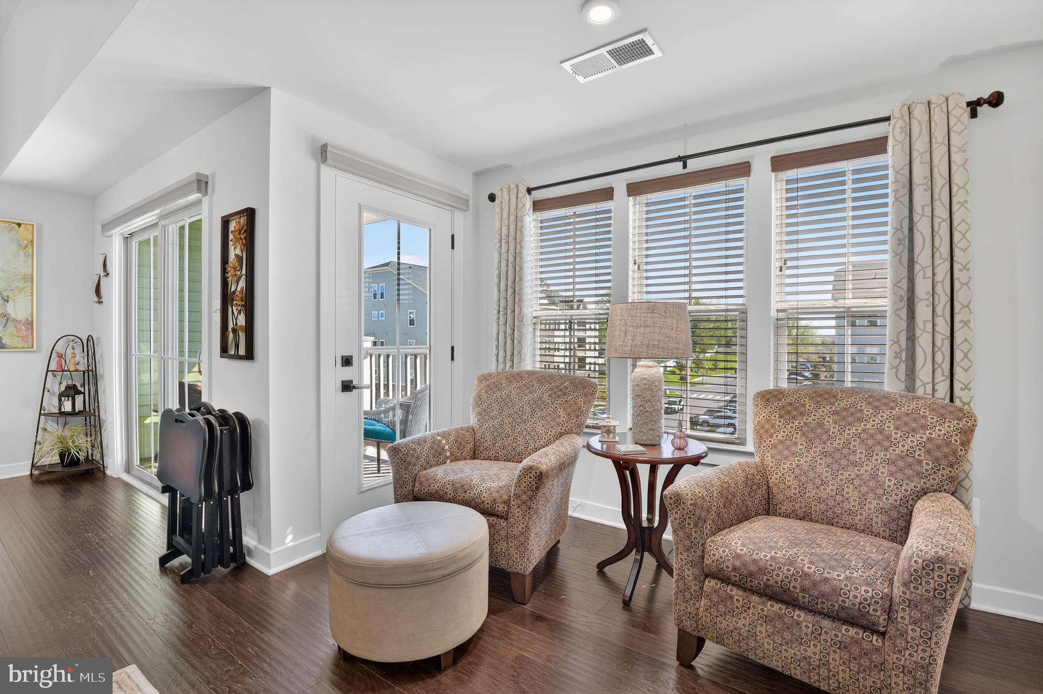 LINGANORE GARDEN CONDOMINIUMS - Residential