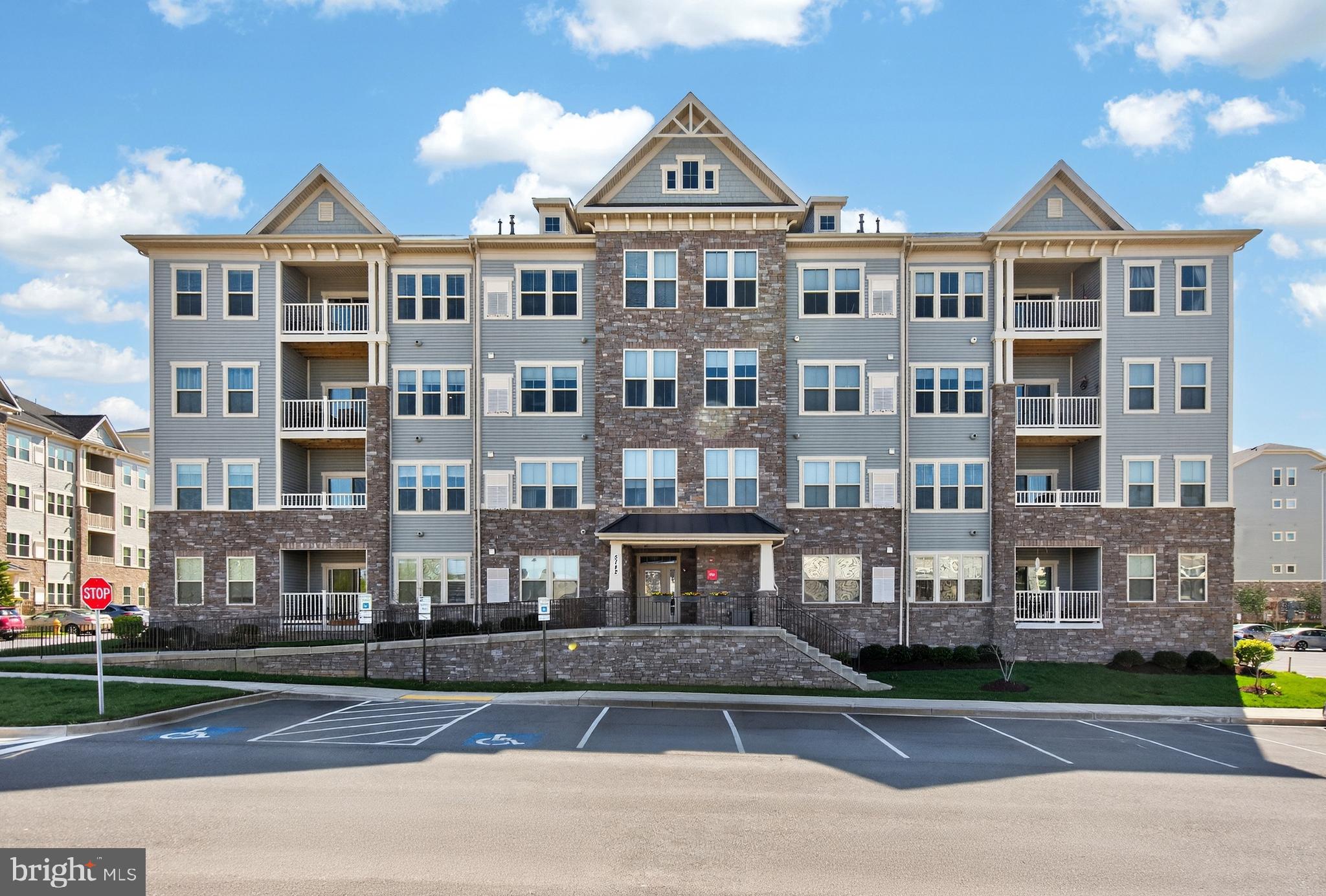 LINGANORE GARDEN CONDOMINIUMS - Residential