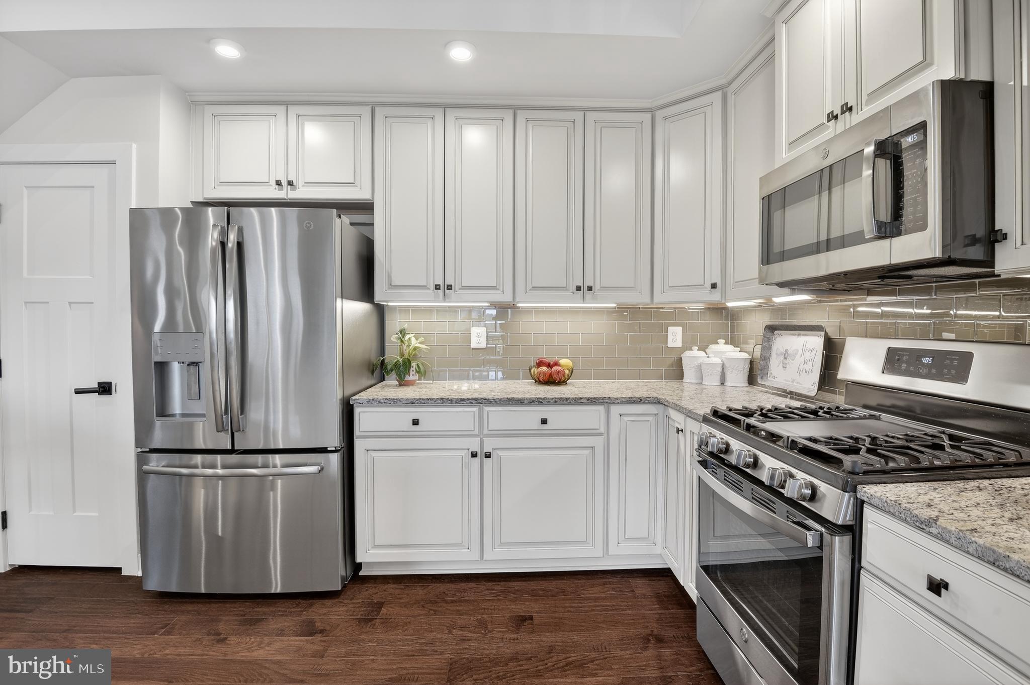 LINGANORE GARDEN CONDOMINIUMS - Residential