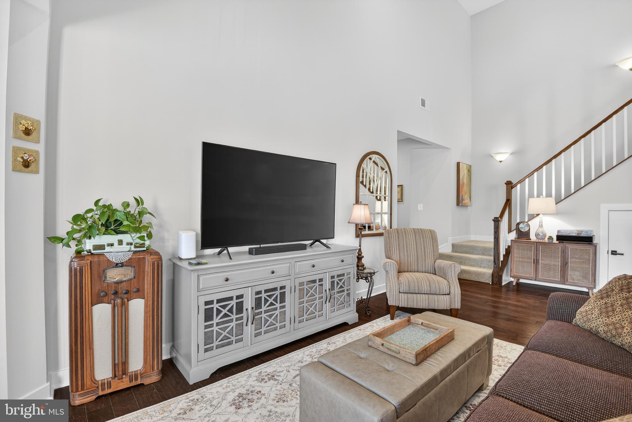 LINGANORE GARDEN CONDOMINIUMS - Residential