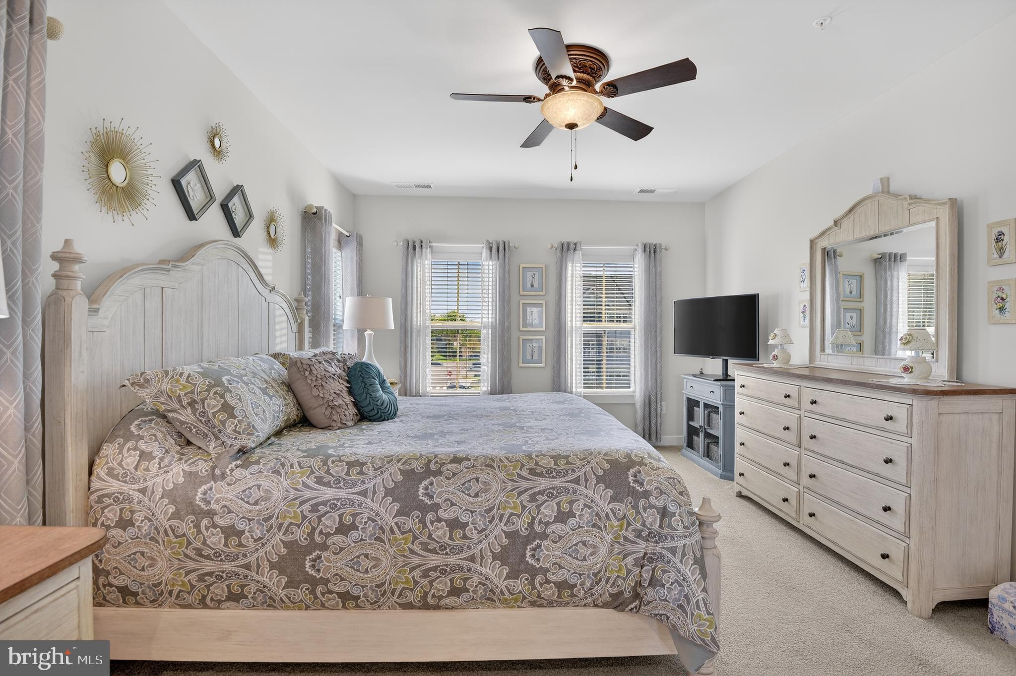 LINGANORE GARDEN CONDOMINIUMS - Residential