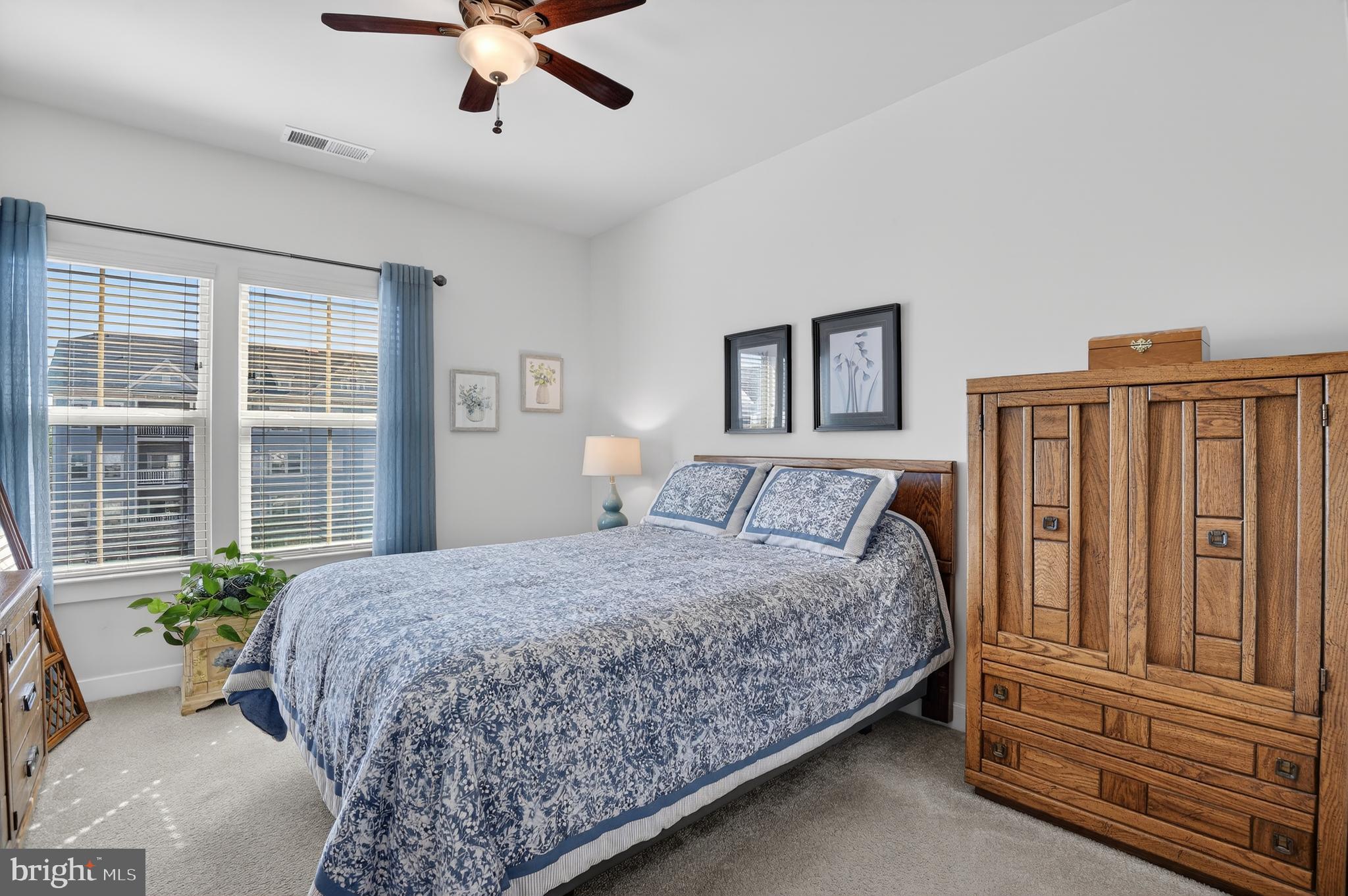 LINGANORE GARDEN CONDOMINIUMS - Residential